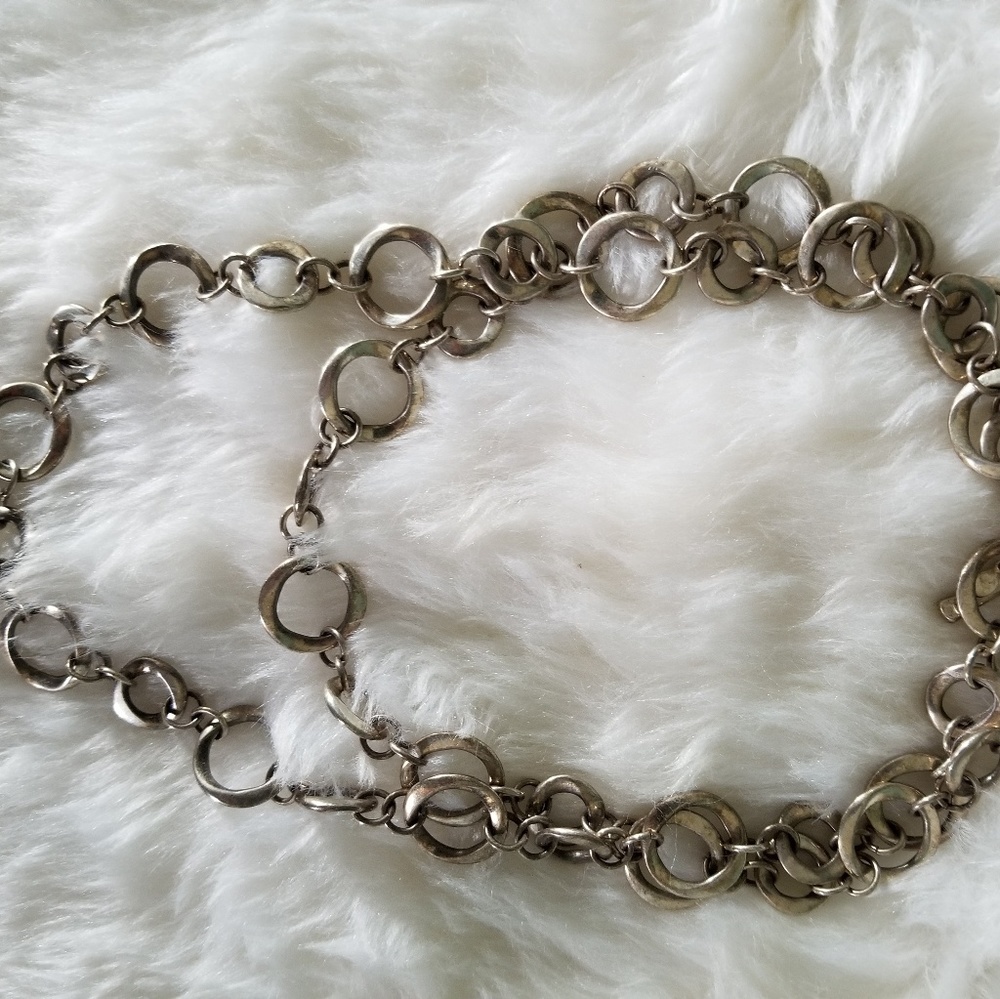 Matte silver loop necklace
